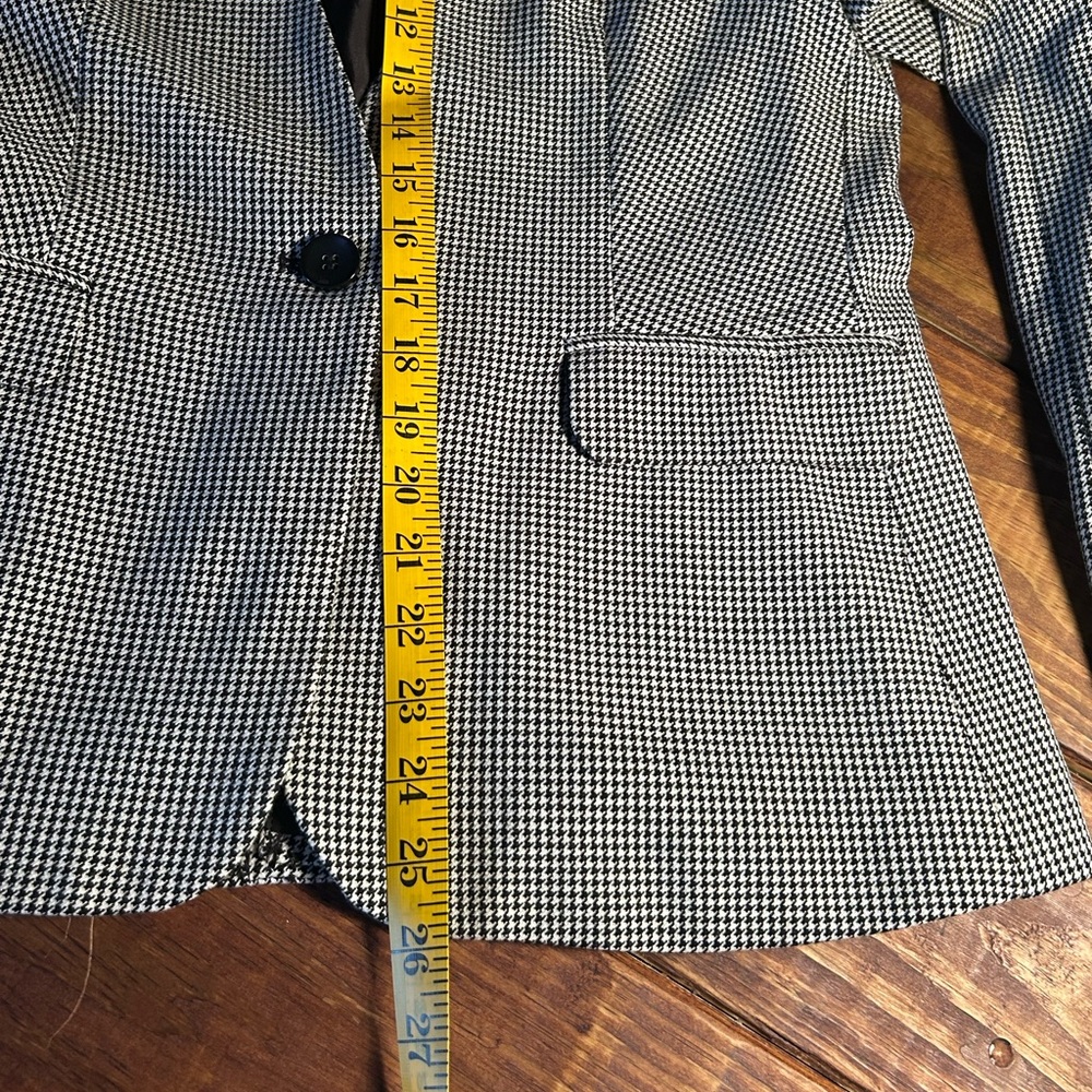 Classic Houndstooth Blazer (Black/White) - Picture 6 of 7